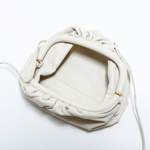 ボッテガヴェネタ BOTTEGAVENETA ミニ ザ ポーチ レザー ショルダーバッグ ホワイト WS22619