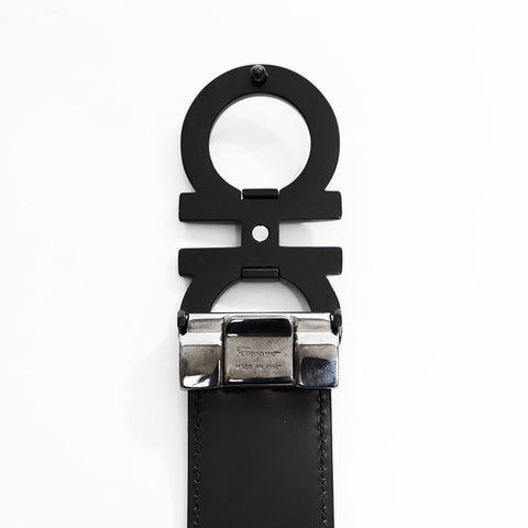 サルヴァトーレフェラガモ Salvatore Ferragamo マット ロゴプレート ベルト ブラック WS22633