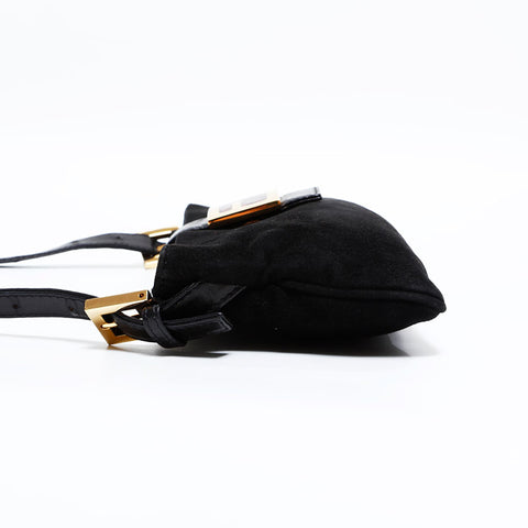 フェンディ FENDI スエード マンマ バケット ショルダーバッグ ブラック WS22651