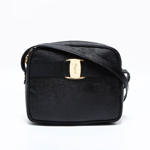 サルヴァトーレフェラガモ Salvatore Ferragamo 型押しレザー ヴァラ ショルダーバッグ ブラック WS22692