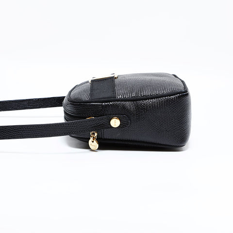 サルヴァトーレフェラガモ Salvatore Ferragamo 型押しレザー ヴァラ ショルダーバッグ ブラック WS22692