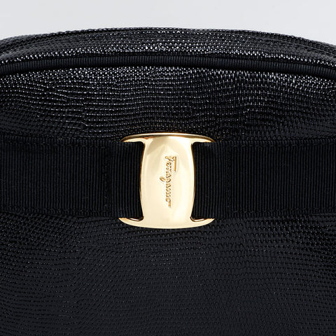 サルヴァトーレフェラガモ Salvatore Ferragamo 型押しレザー ヴァラ ショルダーバッグ ブラック WS22692