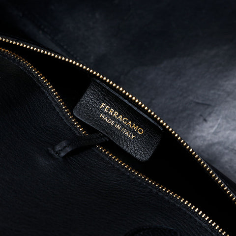 サルヴァトーレフェラガモ Salvatore Ferragamo ハグ Hug レザー ハンドバッグ ブラック WS22700