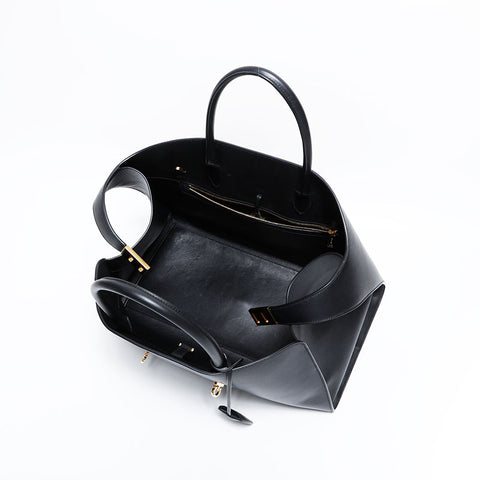 サルヴァトーレフェラガモ Salvatore Ferragamo ハグ Hug レザー ハンドバッグ ブラック WS22700