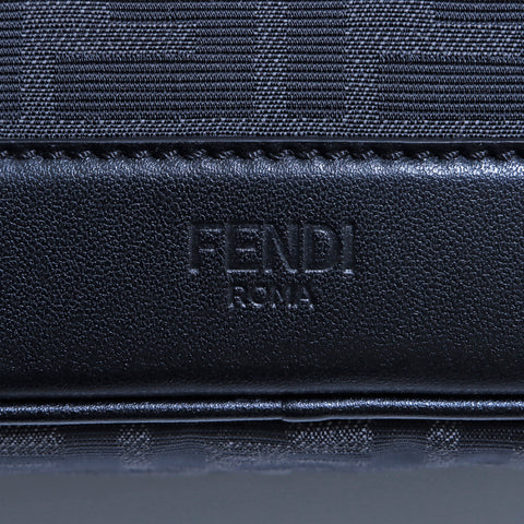 フェンディ FENDI ズッカ 総柄 モノクロ クロスボディバッグ キャンバス  ボディバッグ ブラック グレー WS2271