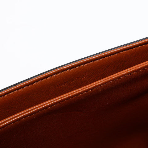セリーヌ CELINE ティーン トリオンフ ショルダーバッグ ホワイト WS22734