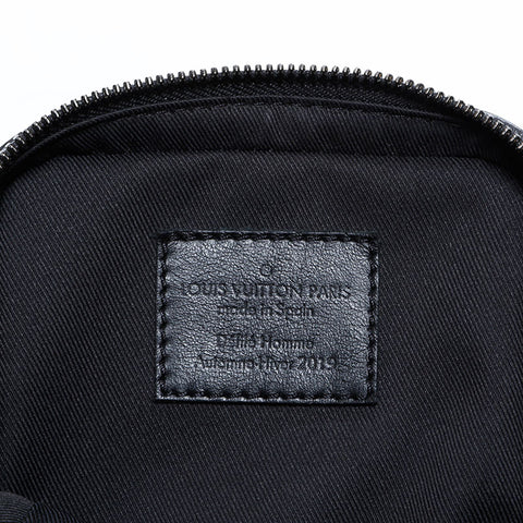 LOUIS VUITTON 2019 Taiga Rainbow Danube Shoulder Bag black WS22748