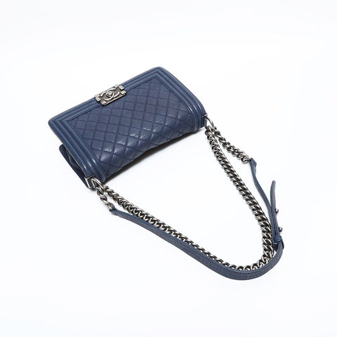 CHANEL 18 Series 2013–2014 Caviar Skin Boy Chain Shoulder Bag Navy WS22755