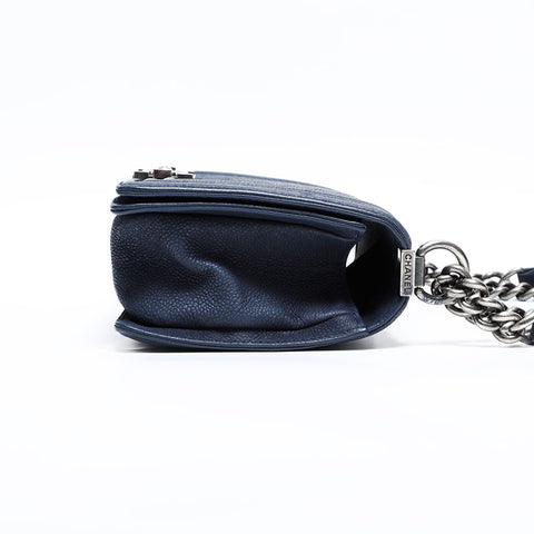 CHANEL 18 Series 2013–2014 Caviar Skin Boy Chain Shoulder Bag Navy WS22755