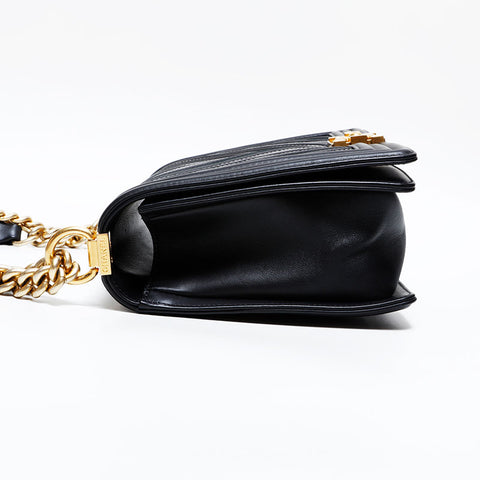 シャネル CHANEL 22番台 2016-2017 ボーイ シェブロン ショルダーバッグ ブラック WS22767