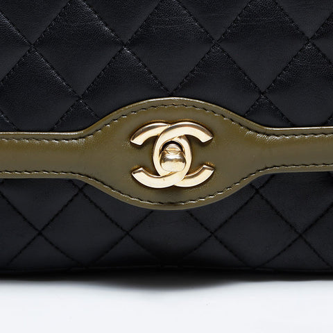 シャネル CHANEL 23番台 2016-2017 ミニ マトラッセ カーキ ラムスキン ショルダーバッグ ブラック WS22768