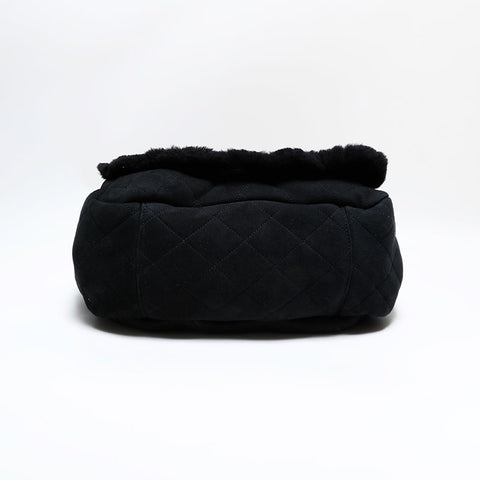 CHANEL No. 9 2004-2005 Boa Flap Chain Mouton Shoulder Bag black WS22839