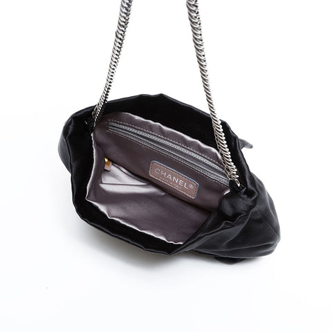 CHANEL Nr. 12 2008-2009 Satin Chain Ribbon Umhängetasche schwarz WS22847