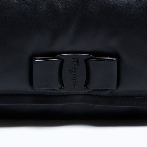 サルヴァトーレフェラガモ Salvatore Ferragamo ナイロン ビバ ヴァラ ショルダーバッグ ブラック WS22853