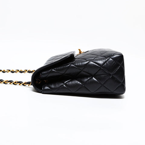 シャネル CHANEL 4番台 1996-1998 マトラッセ ラムスキン 30 ショルダーバッグ ブラック WS22859