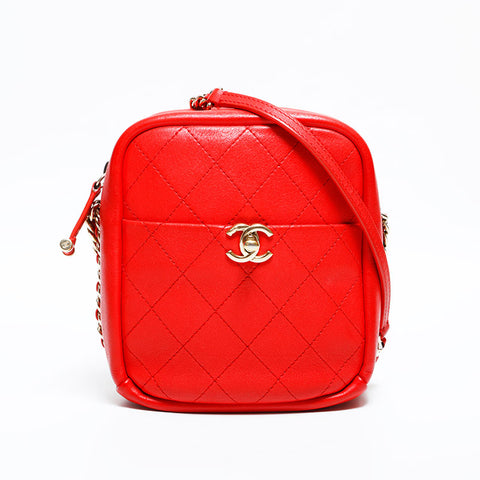 CHANEL No. 26 2018-2019 Leather Bicolor Chain Shoulder Bag Red WS22872