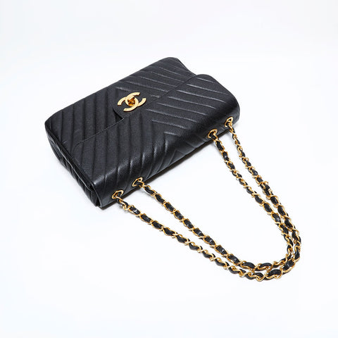 CHANEL No. 2 Big Matrasse Chevron Caviar Chain 1991-1994 Shoulder Bag black WS22898