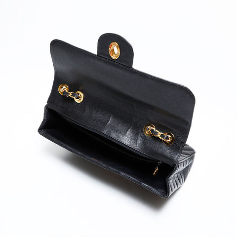 CHANEL No. 2 Big Matrasse Chevron Caviar Chain 1991-1994 Shoulder Bag black WS22898