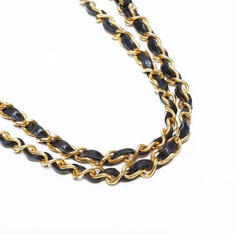 CHANEL No. 2 Big Matrasse Chevron Caviar Chain 1991-1994 Shoulder Bag black WS22898