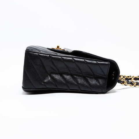 CHANEL No. 2 Big Matrasse Chevron Caviar Chain 1991-1994 Shoulder Bag black WS22898