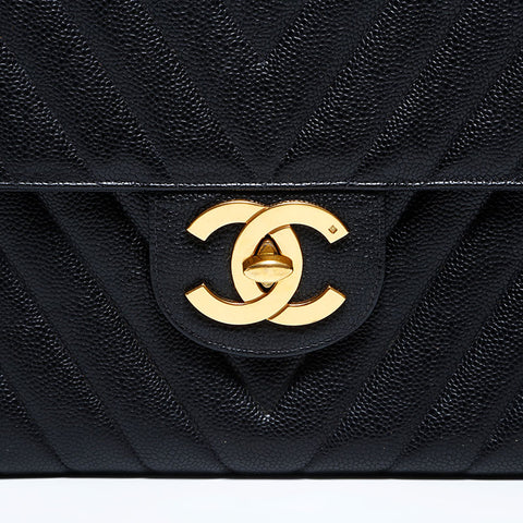 CHANEL No. 2 Big Matrasse Chevron Caviar Chain 1991-1994 Shoulder Bag black WS22898