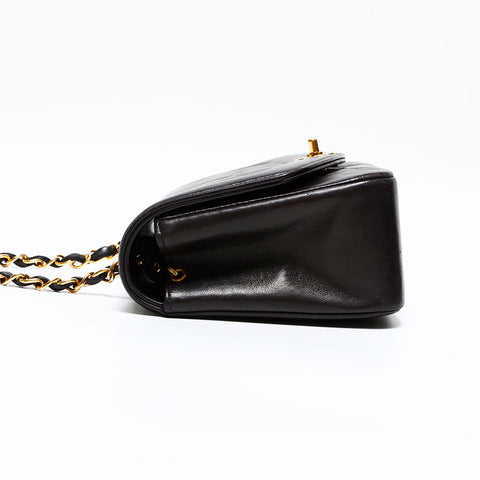 CHANEL No. 3 1994-1996 Diana Petit sac à bandoulière en cuir d'agneau Matelasse noir WS22906