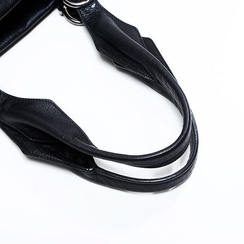 サルヴァトーレフェラガモ Salvatore Ferragamo レザー ショルダーバッグ ブラック WS22911