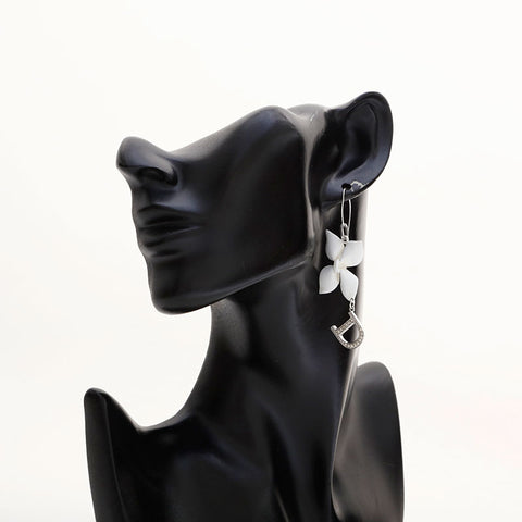 クリスチャンディオール Christian Dior フラワー ピアス ホワイト WS22922