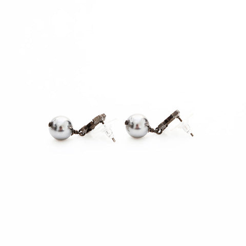 CHANEL B10A 2010 COCO Mark Pearl Pierce black WS22962