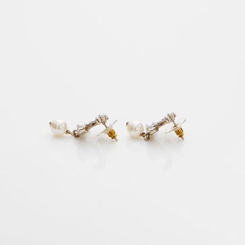 CHANEL C21C 2021 COCO Mark Pearl Rhinestone Drop Pierce black WS22966