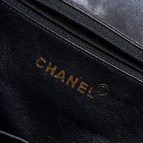 CHANEL No. 5 1997-1999 Leather Two-Tone Letter Flap Handbag black WS23006