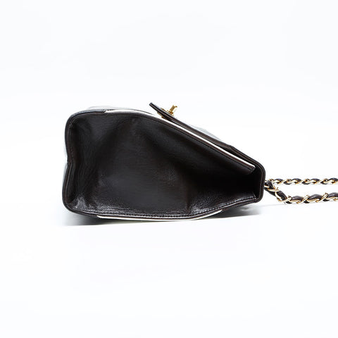 CHANEL No. 5 1997-1999 Leather Two-Tone Letter Flap Handbag black WS23006