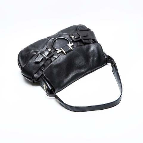 Salvatore Ferragamo Gancini leather Shoulder Bag black WS23019