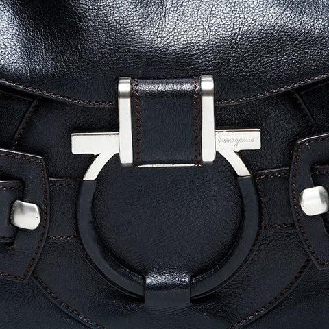 Salvatore Ferragamo Gancini leather Shoulder Bag black WS23019