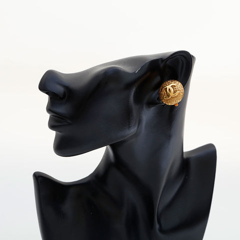 CHANEL Matelasse COCO Mark 2cc9 1994 Earring gold WS23038
