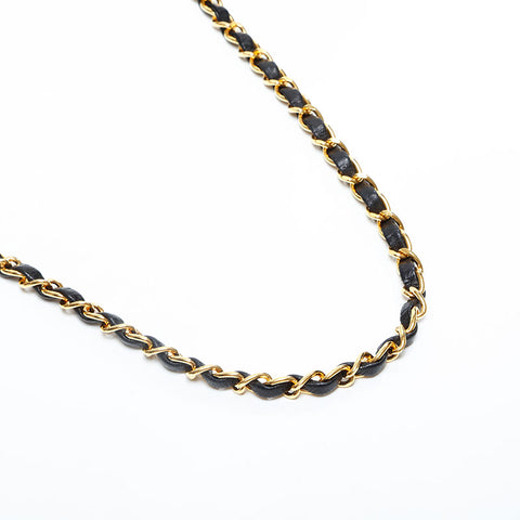 CHANEL No. 4 1996-1997 Lambskin Push Lock Chain Matelasse Shoulder Bag black WS23100