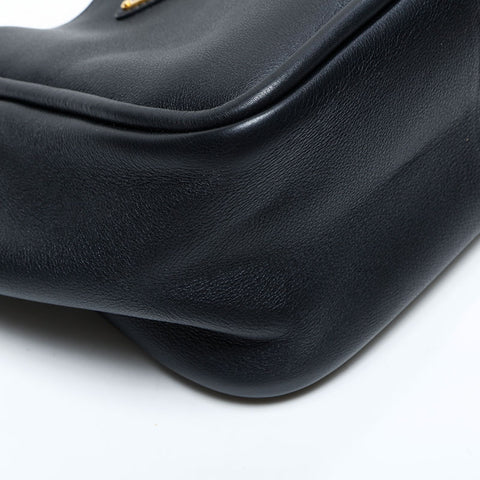 PRADA Leather shopping tote with triangle logo Shoulder Bag black WS23107