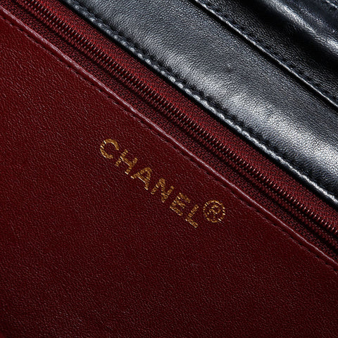 CHANEL No. 5 1997-1999 Lambskin Push Lock Matelasse Chain Shoulder Bag black WS23113