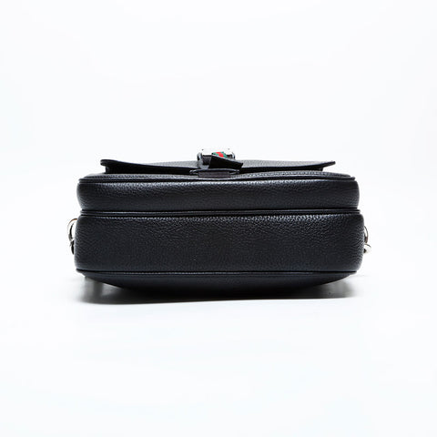 GUCCI Leder Umhängetasche aus weichem genarbtem Leder Umhängetasche Umhängetasche schwarz WS23127