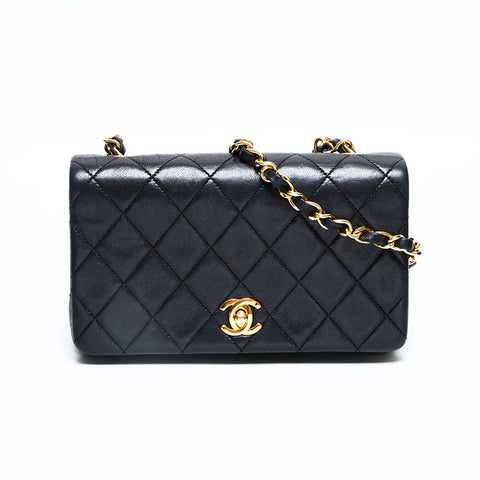 CHANEL No. 1 1989-1991 Matelasse Full Flap Lambskin Shoulder Bag black WS23132