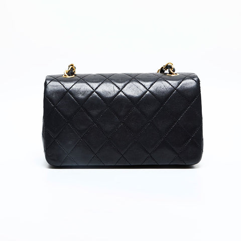 CHANEL No. 1 1989-1991 Matelasse Full Flap Lambskin Shoulder Bag black WS23132
