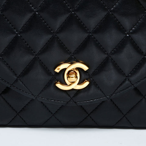 CHANEL No. 1 1989-1991 Lambskin Matelasse Chain Shoulder Bag black WS23134