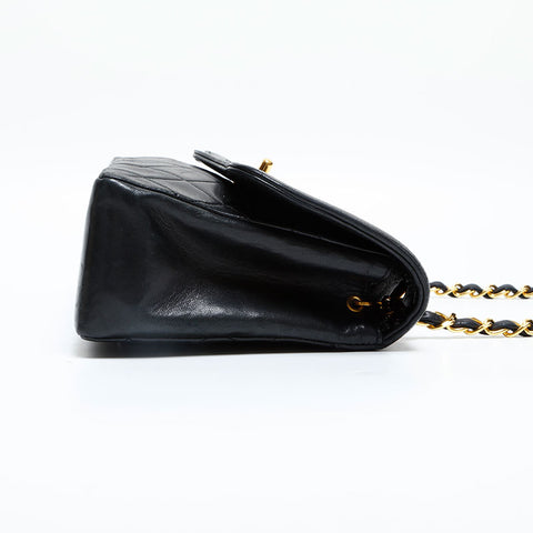 CHANEL No. 1 1989-1991 Lambskin Matelasse Chain Shoulder Bag black WS23137