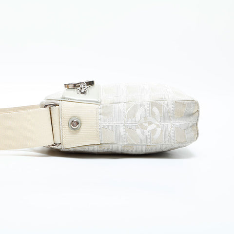 CHANEL 10 series 2005-2006 New Travel Line Canvas Shoulder Bag beige WS23142