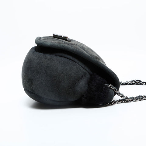 CHANEL No. 9 2004-2005 Suede Flap Boa 2.55 Mouton Shoulder Bag black WS23145