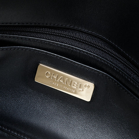 CHANEL 2022-2025 Boa Flap Chain Square Shoulder Bag white WS23155