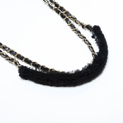 CHANEL 2022-2025 Boa Flap Chain Square Shoulder Bag white WS23155