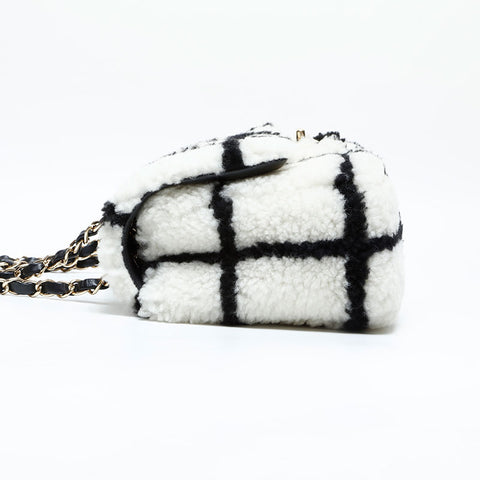 CHANEL 2022-2025 Boa Flap Chain Square Shoulder Bag white WS23155