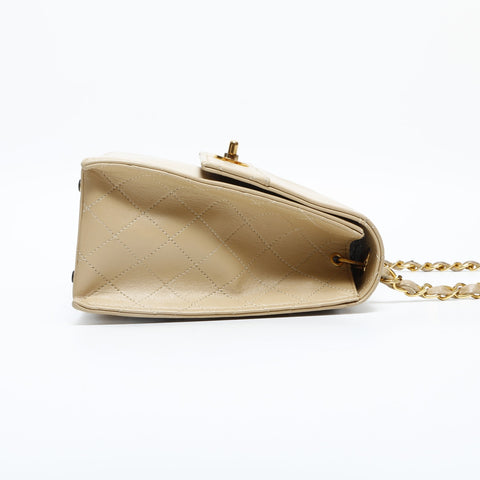 CHANEL No. 1 1989-1991 Lambskin Flap Chain Diamond Stitch Shoulder Bag beige WS23158