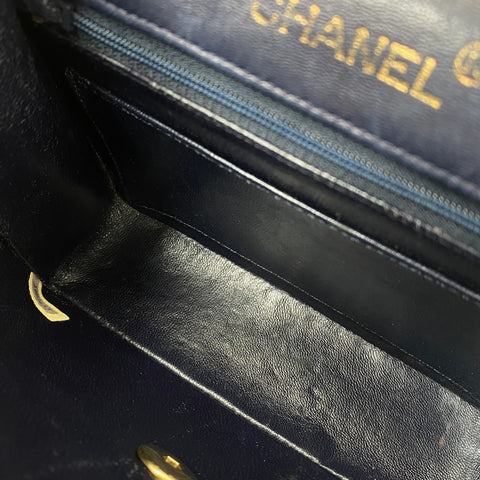 Chanel Minimatelasse 1990 Shoulder Bag Lambskin Navy WS2318